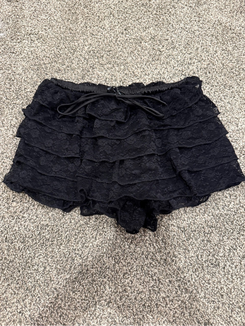 Black Lace Ruffle Skort Shorts - Perfect for a country concert or game day!